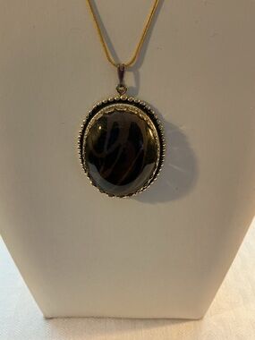 Black Agate Banded Gold Tone Pendant Necklace
